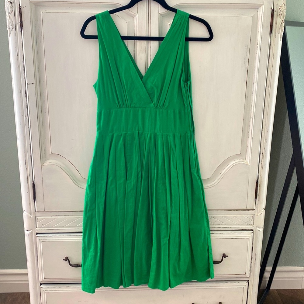 Green midi dress